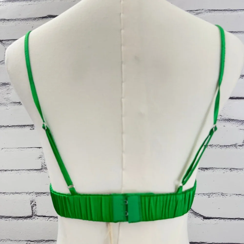 SER.O.YA Kelly Green Silk Bralette Top V-Neck Adjustable Straps Size X‎ Small